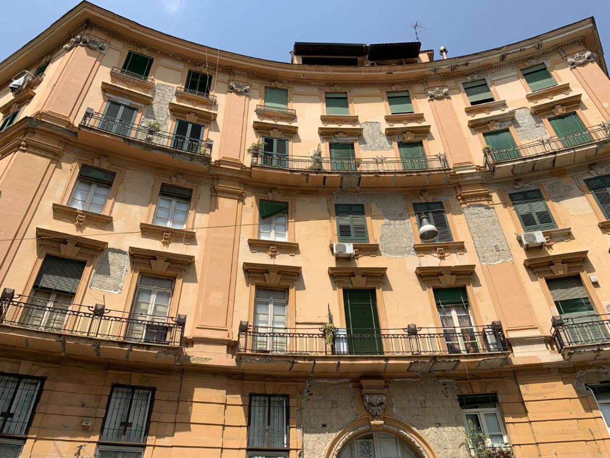 Bed and Breakfast Vivi A Napoli Zewnętrze zdjęcie