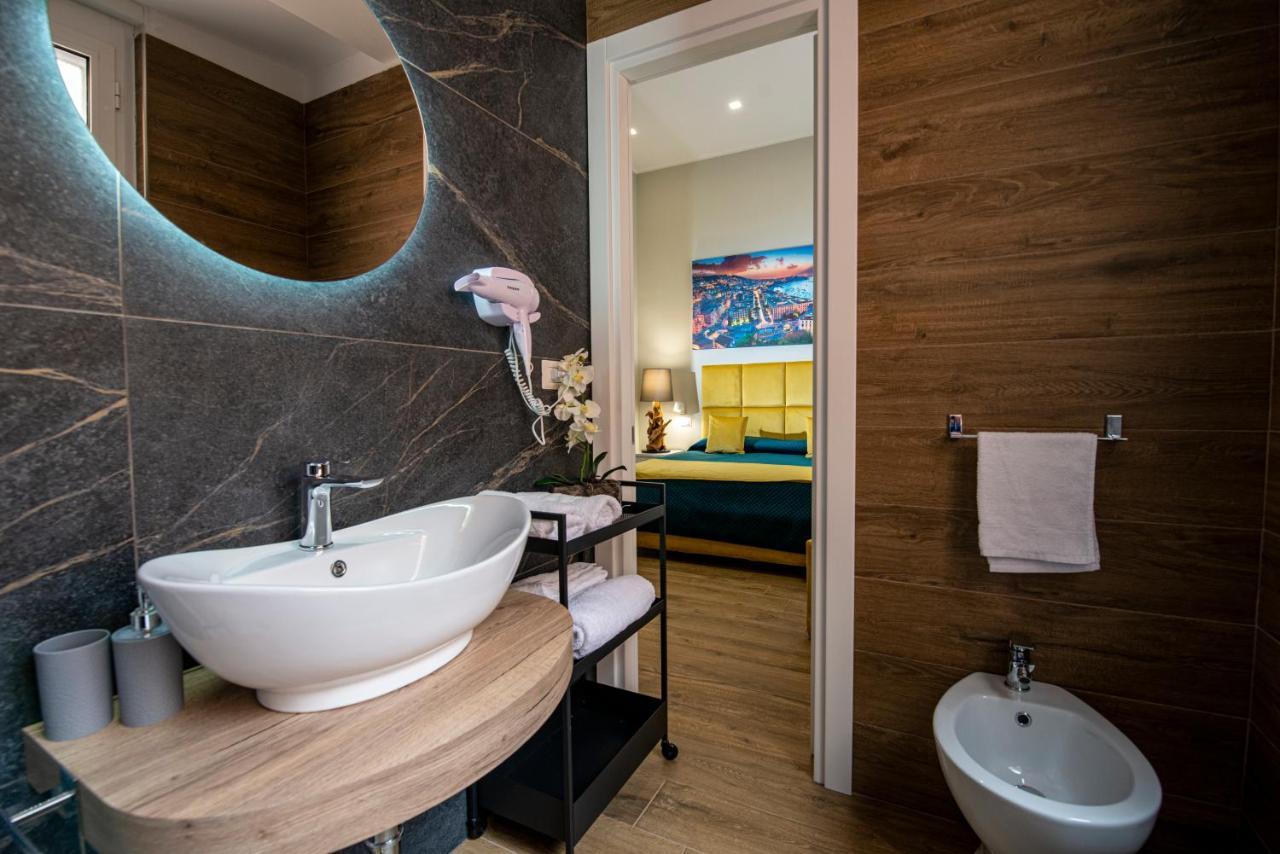 Bed and Breakfast Vivi A Napoli Zewnętrze zdjęcie