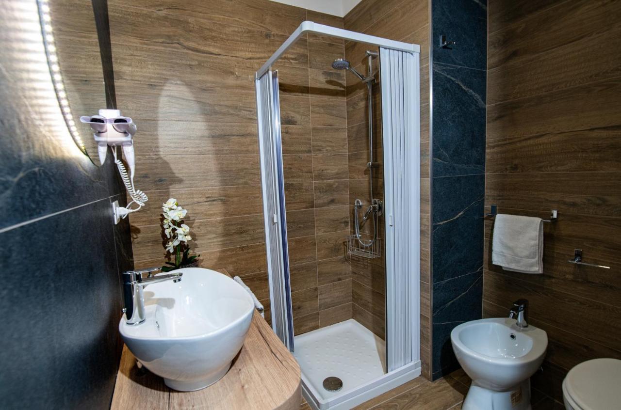 Bed and Breakfast Vivi A Napoli Zewnętrze zdjęcie